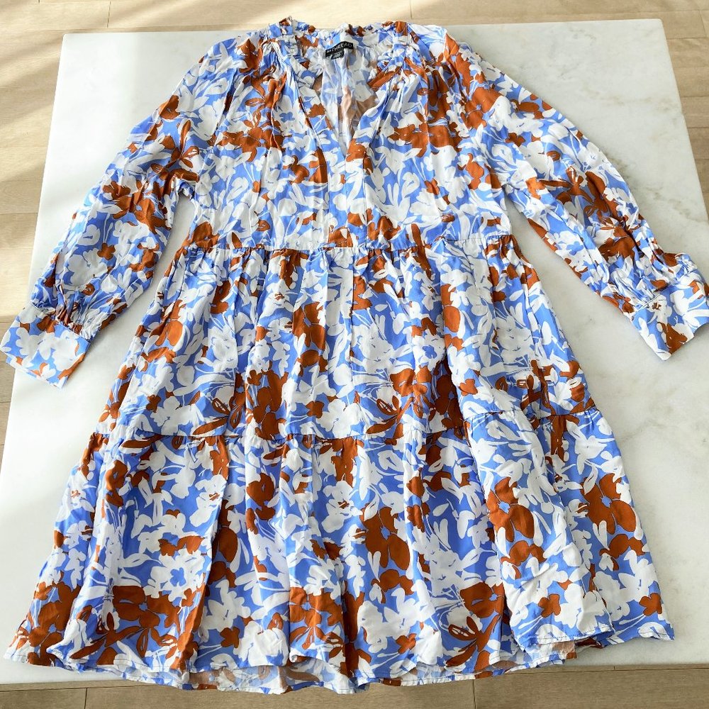 EnTHREAD floral print tiered relaxed fit dress (blue white tan / brown) sleeves